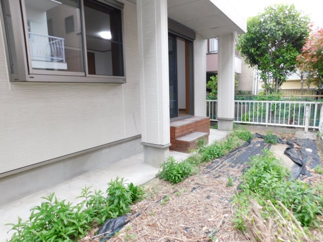 名古屋市中村区横井１丁目の中古一戸建の庭|◇庭◇　　南面の陽当たり良好なお庭♪　家庭菜園などをお楽しみいただけます！