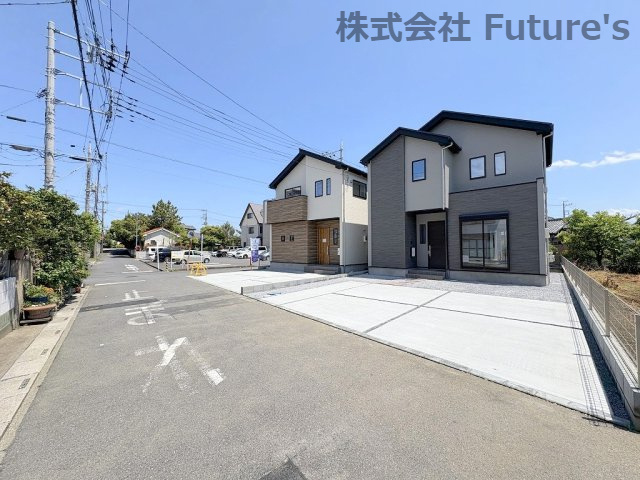 三郷市高州4丁目　新築戸建　全3棟　1号棟の前面道路含む現地写真|前面道路含む現地写真です。