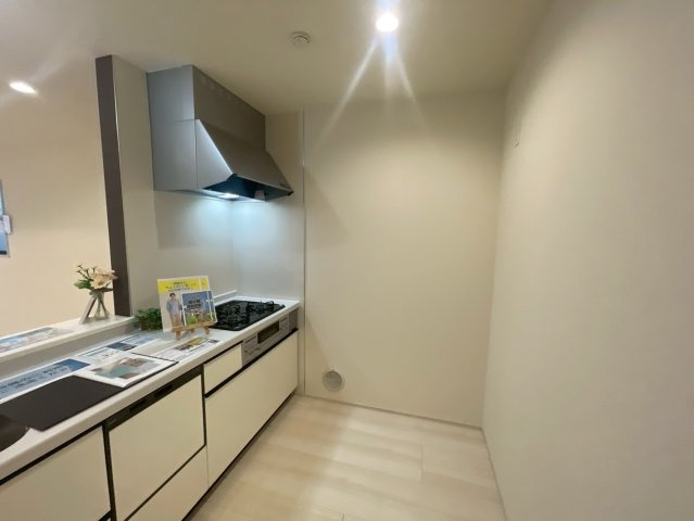 横浜市旭区万騎が原 新築戸建て【仲介手数料無料】カースペース2台