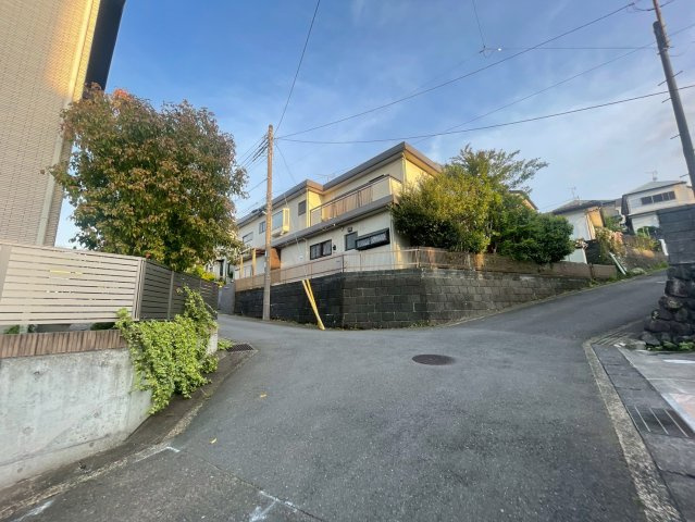 横浜市旭区万騎が原 新築戸建て【仲介手数料無料】カースペース2台