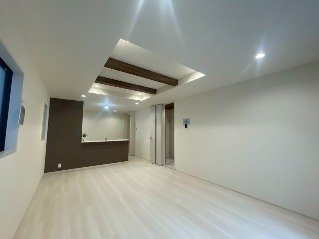 横浜市旭区万騎が原 新築戸建て【仲介手数料無料】カースペース2台