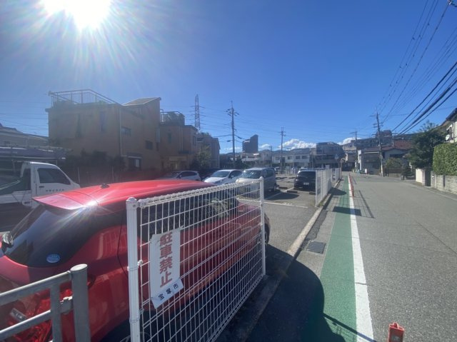 宝塚市口谷東1丁目　月極駐車場の外観