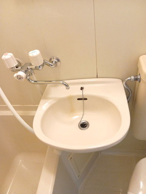 フォースアベニューの洗面所