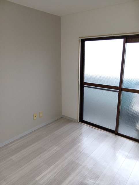 フォースアベニューの居間・リビング