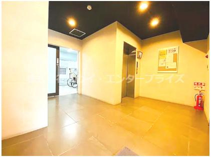 FLAT34上本町のロビー