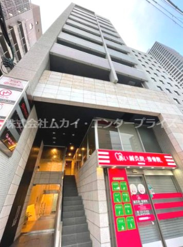 FLAT34上本町のエントランス