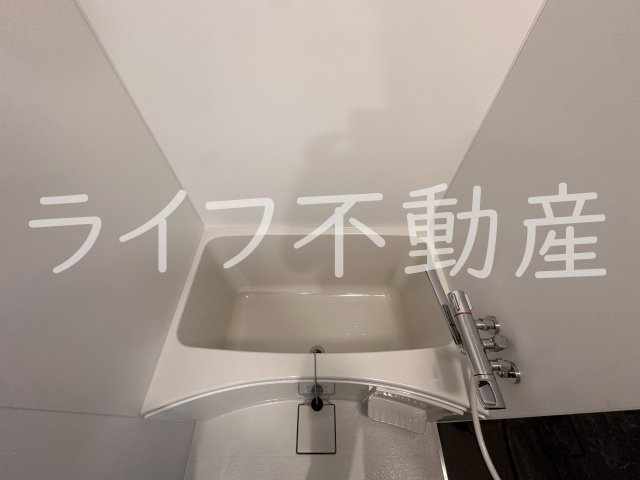 S-RESIDENCE小阪azureの浴室
