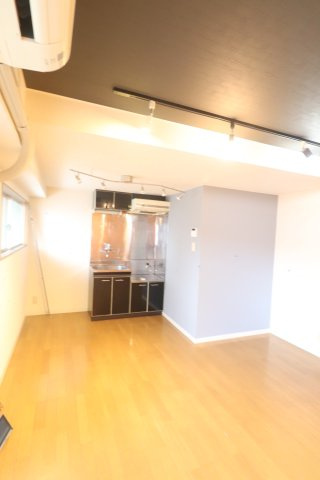 グランディオSKの居間・リビング