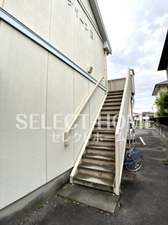 【エントランス】 | ゆとりのあるエントランスです