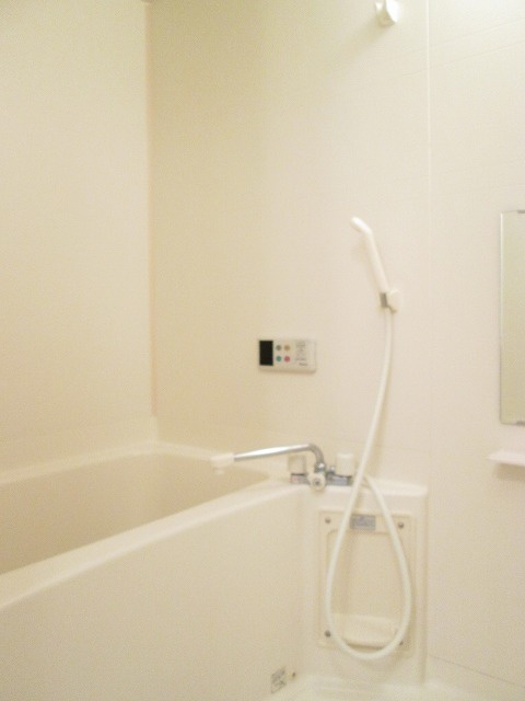 ア・ラ・モード　Ⅱの浴室|バス