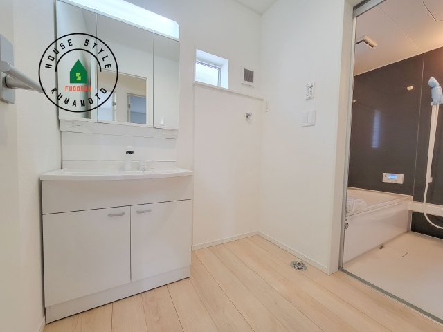 宇土市宮庄町第1-2棟（2号棟）の脱衣所|脱衣所、洗面所は小さなプライベートスペース。歯磨き、洗顔と毎日施す個人空間。