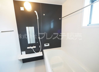 【浴室】 | 奈良市宝来３丁目の新築一戸建 全９区画 | 現地写真（９号地浴室）浴室暖房乾燥機を標準装備！