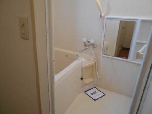 クレスコC棟の浴室