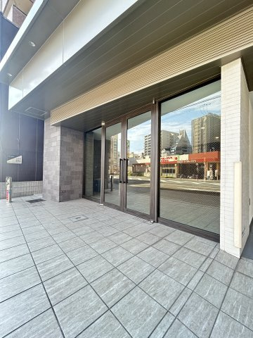 ヴィラ・セレーノ玉造本町(旧:ルネフラッツ玉造本町)のエントランス