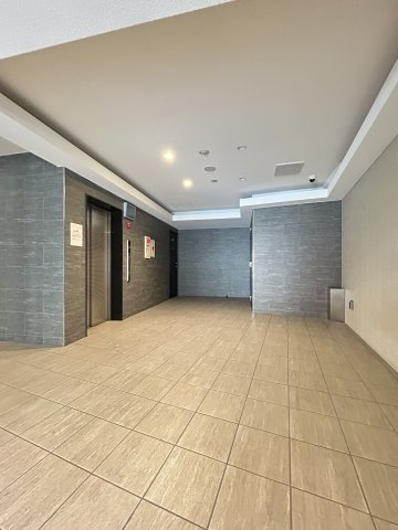 ヴィラ・セレーノ玉造本町(旧:ルネフラッツ玉造本町)のロビー