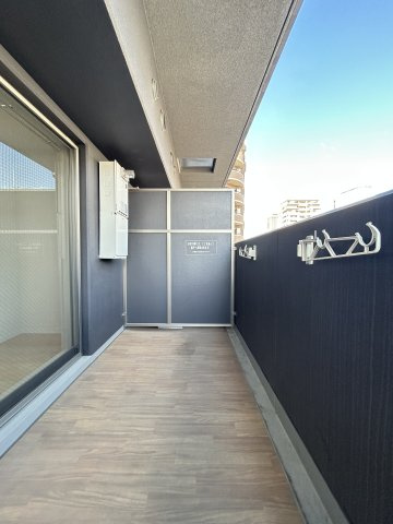 ヴィラ・セレーノ玉造本町(旧:ルネフラッツ玉造本町)のバルコニー