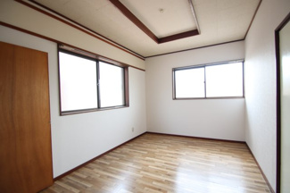 【洋室】 | 村上（入山瀬）戸建