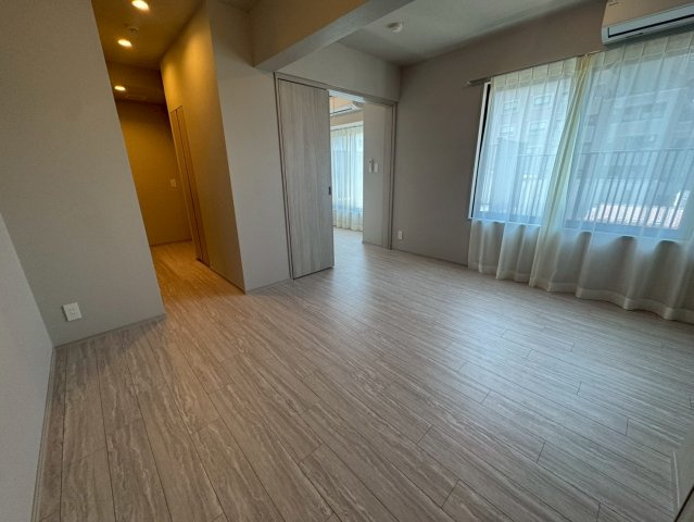 【居間・リビング】