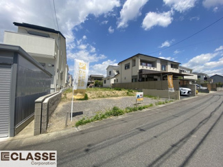 【前面道路含む現地写真】 | 城陽市平川山道2区画B号地　売土地　建築条件付き