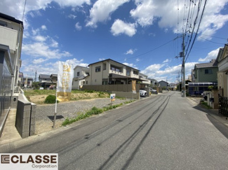 【前面道路含む現地写真】 | 城陽市平川山道2区画B号地　売土地　建築条件付き