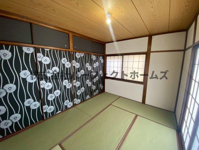 香里ヶ丘11丁目戸建　賃貸の和室|ゆったりとくつろげる和室です