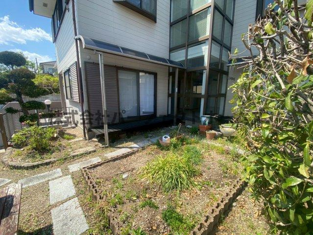 香里ヶ丘11丁目戸建　賃貸の庭|お庭で自由な時間を過ごせます