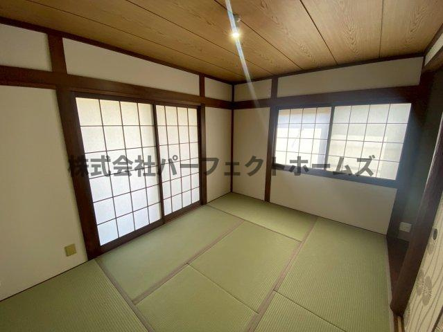 香里ヶ丘11丁目戸建　賃貸の和室|和室です
