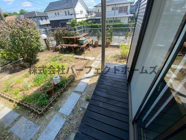 香里ヶ丘11丁目戸建　賃貸の庭|お庭で自由な時間を過ごせます