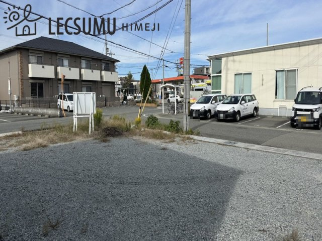 姫路市南条２丁目／売土地の前面道路含む現地写真