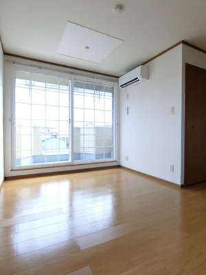 【居間・リビング】 | キャッスルハイツ