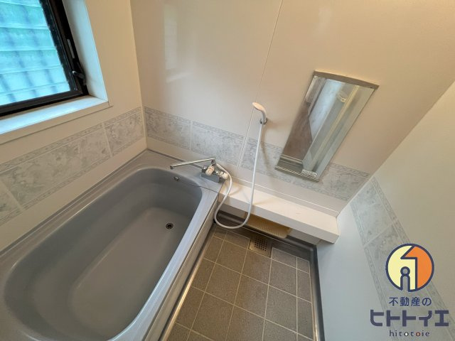 メゾネット山ノ井の浴室|きれいなお風呂です