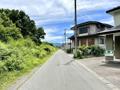 【前面道路含む現地写真】 | 中古戸建　米沢市東