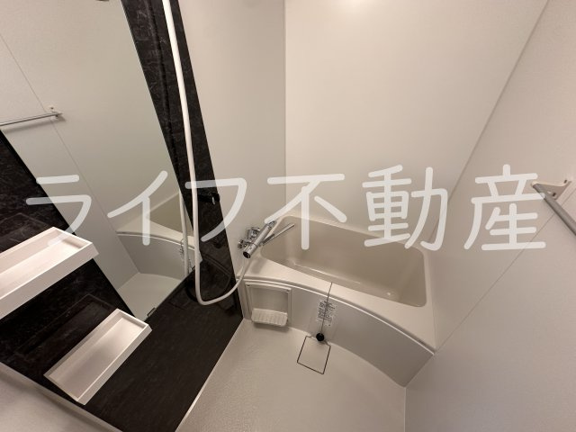 S-RESIDENCE小阪azureの浴室