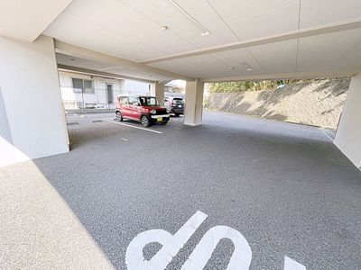 【駐車場】 | リエス白鳥【名古屋市賃貸・オートロック付】