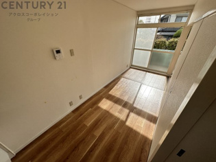 シャンテ中山の居間