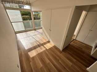 シャンテ中山の居間