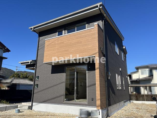 土佐市高岡町乙（西）新築住宅の外観