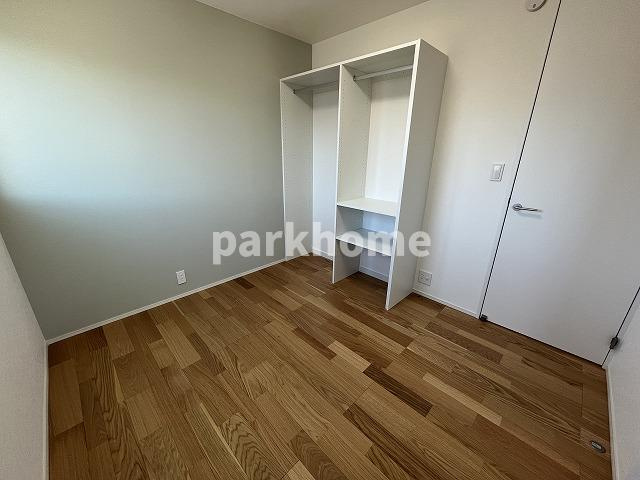 土佐市高岡町乙（西）新築住宅の洋室