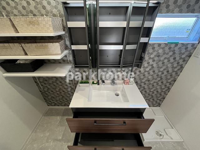 土佐市高岡町乙（西）新築住宅の収納