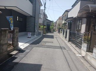 【前面道路含む現地写真】