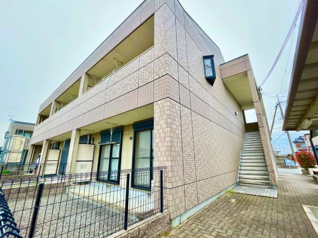 コート・ヴィラージュＢの外観|外観写真（昼）