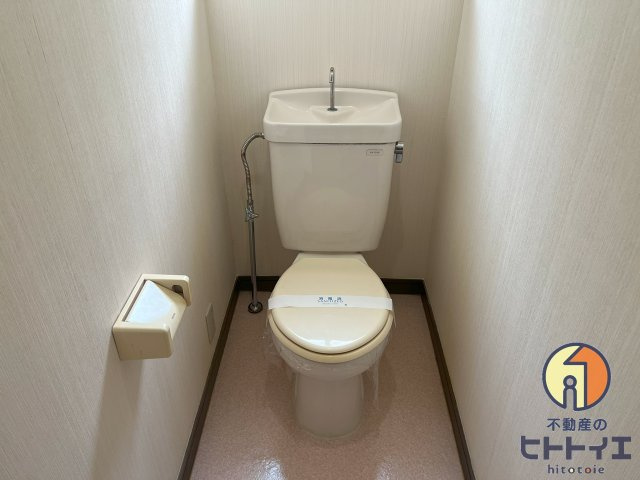 城崎新戸建のトイレ|シンプルで使いやすいトイレです