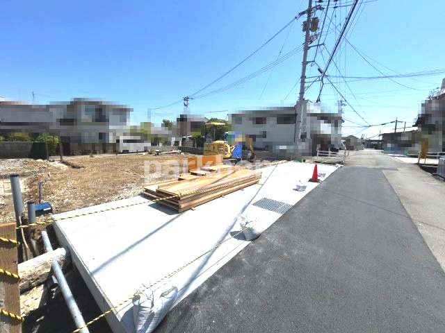 土佐市高岡町乙　建築条件付き土地の前面道路含む現地写真