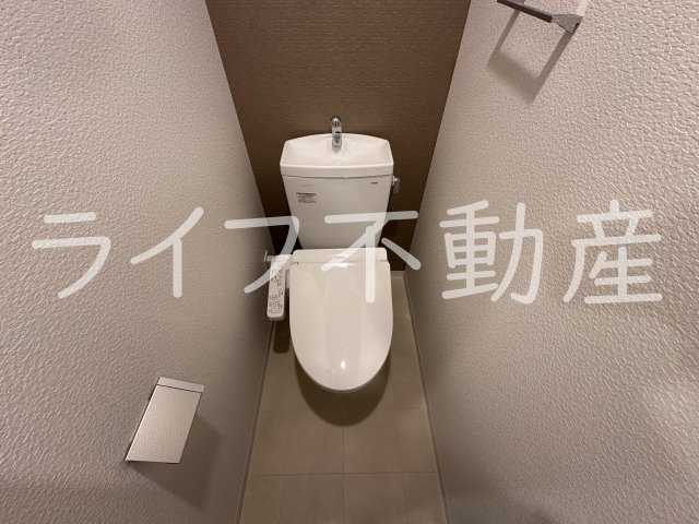 S-RESIDENCE小阪azureのトイレ