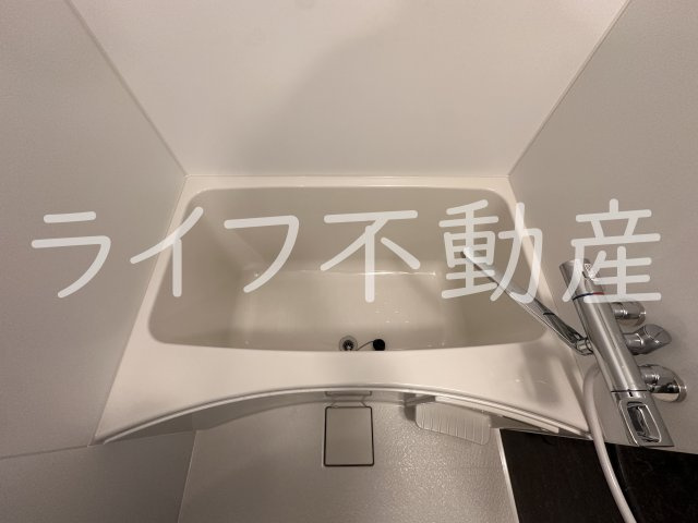 S-RESIDENCE小阪azureの浴室