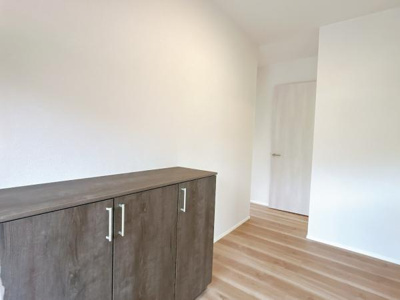 【玄関】 | 周南市桜木２丁目戸建