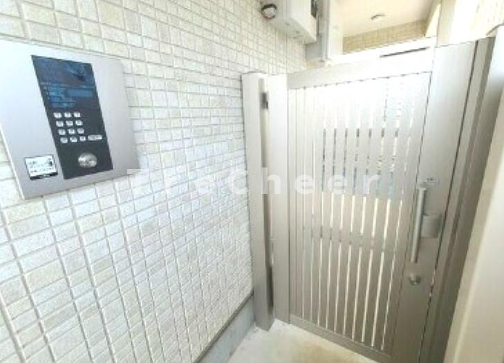 サニーウェル西台のエントランス