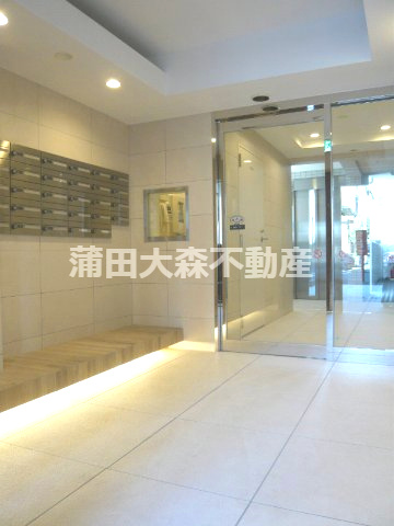 メイクスデザイン平和島のエントランス