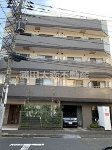 メイクスデザイン平和島の外観|2015年1月築　RC鉄筋コンクリート造地上5階建て総戸数28戸の分譲賃貸マンション
東京都大田区大森北3丁目　JR京浜東北線大森駅徒歩16分、京浜急行本線平和島徒歩7分