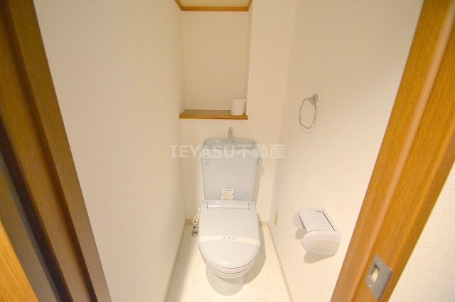 広島市西区己斐上２丁目の賃貸マンションのトイレ